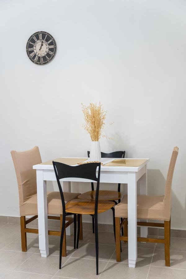 Athenais Apartment Lixouri Ngoại thất bức ảnh